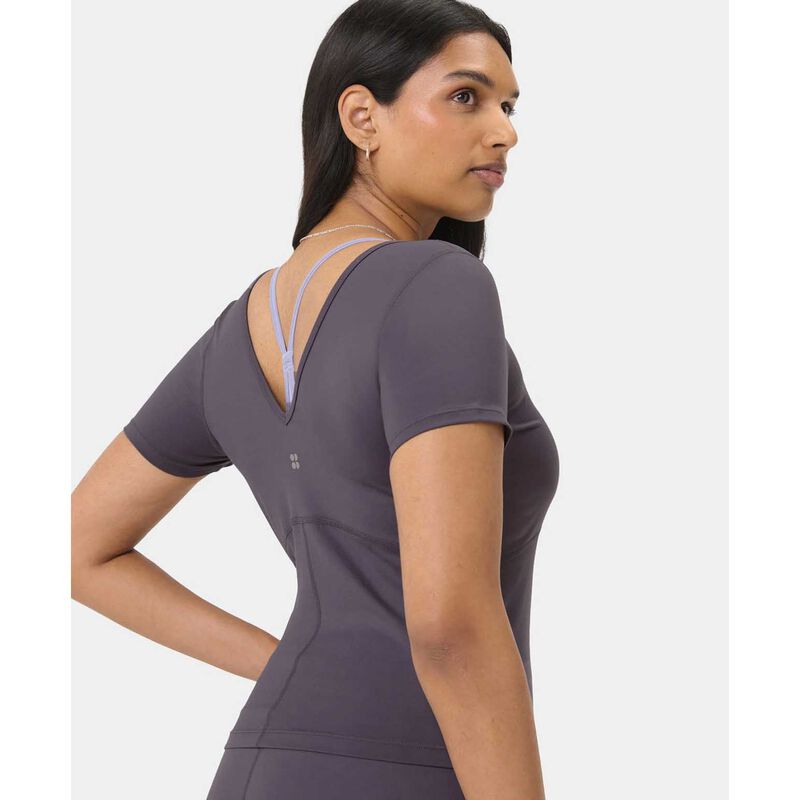 Sweaty Betty Gaia V-Neck Tee image number 2